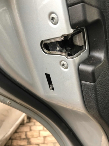 Fechadura De Porta Traseira Esquerda Mercedes Benz C180 2012