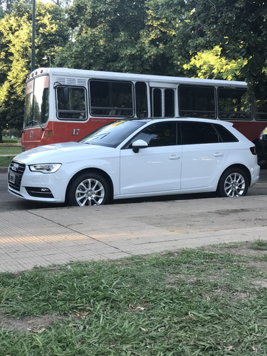 Audi A3 Sportback Tfsi - 1.4t - Titular Caba