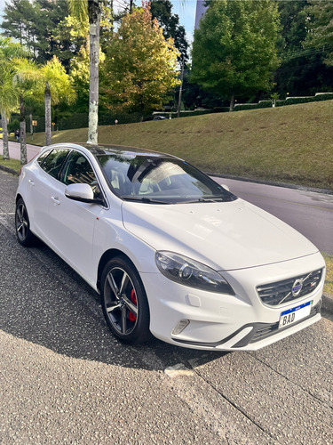 Volvo V40 2.0 T5 R-design Drive-e 5p