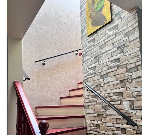 Casa Recien Remodelada, Cuenta Con Todos Los Servicios Basicos Y Cuenta Con Privacidad Al Tener Control De Acceso De Visitantes