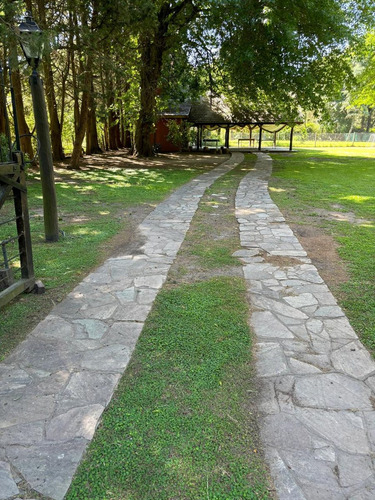 Venta Quinta, Pileta, Quincho Barrio El Remanso.