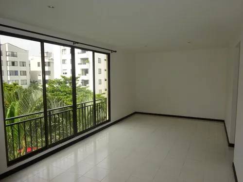 Apartamento En Arriendo En El Refugio. Cod A8105