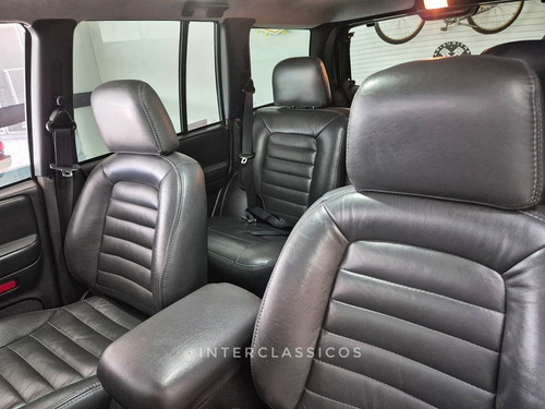 Jeep Grand Cherokee 4.0 Laredo 4x4 6i 12v Gasolina 4p Automá