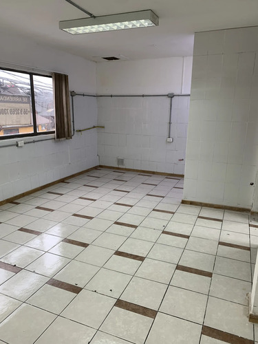 Se Arriendan Locales Comerciales En San Pedro De La Paz