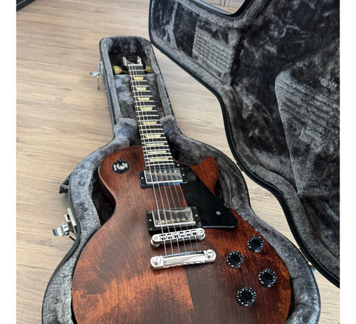 Gibson Les Paul Studio 2012