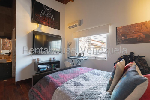 Hermosa Casa De 1 Nivel En Venta Ubicada En La Lagunita Country Club 25-7758