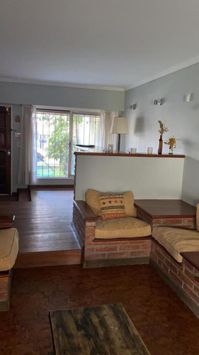 Imagen 4 de 29 de Muy Lindo Chalet 3 Pl 6 Amb C/av Y Dardo Rocha