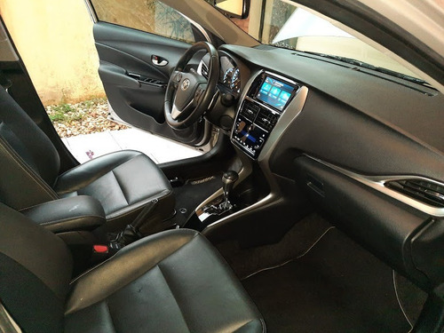 Toyota Yaris 1.5 16v Flex Sedan Top Xs Multidrive 2019