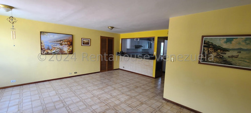 Apartamento En Venta En La Urbina 24-21072 Yf