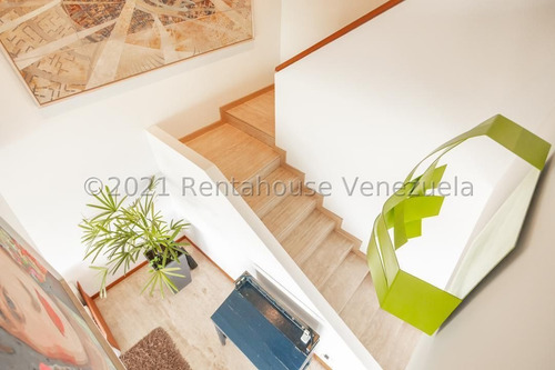 Imagen 20 de 25 de Pb Duplex En Venta En Edificio Con Pozo En Lomas Del Club Hipico, Caracas, Codigo: Mvg 20-19200
