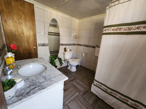 Vendo Terreno De 746 M2 Plano Con Casa Totalmente Amoblada