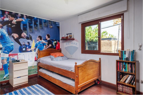 Casa 7d - 4b Calle Irlanda En Las Condes.