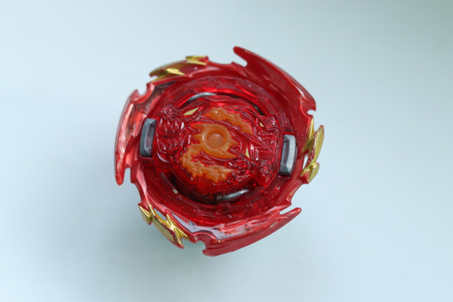 Beyblade Burts Dynamite Kerbeus (Usado)
