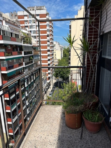 Excelente 4 Ambientes C/dependencia Al Frente - Balcon Superficie 82 Ms