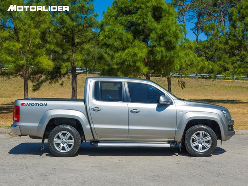 Imagen 6 de 25 de Volkswagen Amarok Highline At 4x4 Tdi| Permuta / Financia
