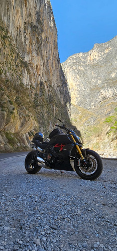 Ducati Diavel 1260 S - 2022 - Único Dueño - Versión S