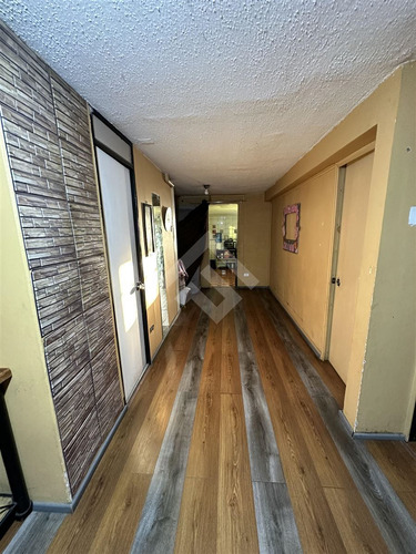 Departamento En Venta De 3 Dorm. O Local En Maipú