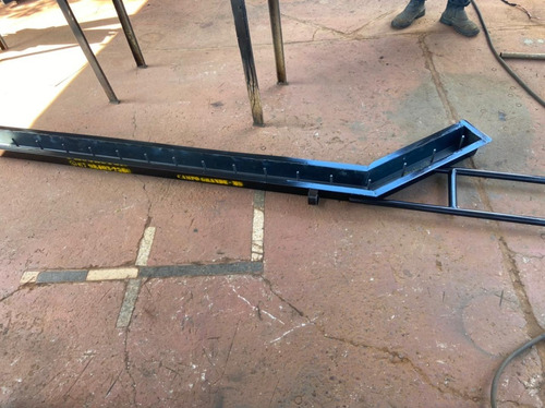 Forma De Alambrado Curvo