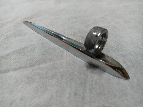 Insignia Moldura Capot/guardabarro Cromada Plateado (Usado)