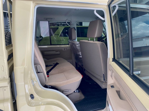 Imagen 11 de 13 de Toyota Land Cruiser Hembrita Sincronico 4x4