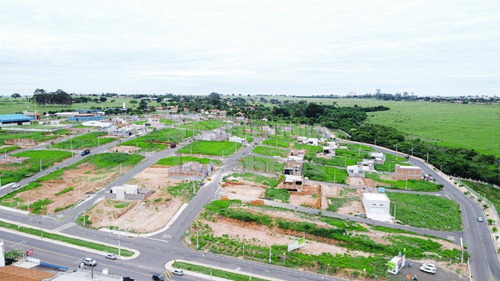 Imagem 4 de 10 de Terrenos - Ref: V9405