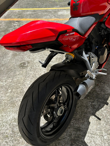 Impecable Ducati Supersport 950 2022