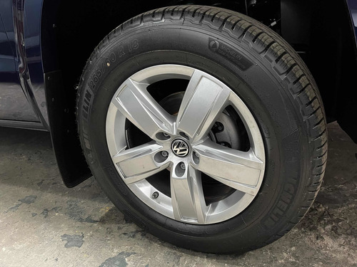 Imagen 14 de 15 de Volkswagen Amarok Highline Manual 4x2 - 0 Km Sin Rodar