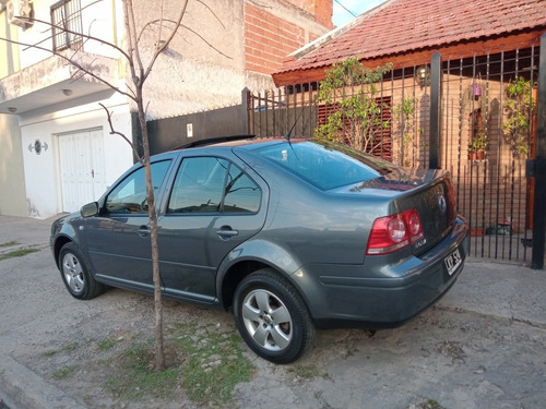 Volkswagen Bora 2.0 Trendline 115cv 2010