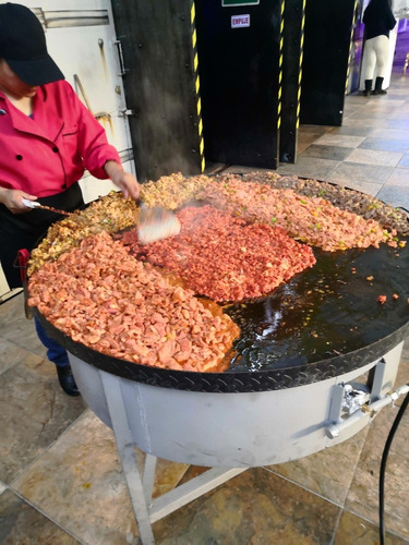 Imagen 4 de 4 de Tacos Al Pastor / Parrillada A Domicilio