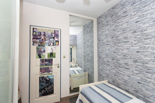 Increible Duplex 6 Ambientes Con Balcon Terraza Y Quincho Propio Con 2 Cocheras.