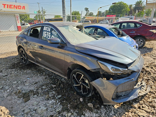 Base Batería Mg5 Gt 1.5t Auto 20-24 Original (Usado)