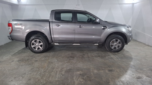 Ford Ranger 3.2 DIESEL XLT CREW CAB AUTO 4WD PIEL