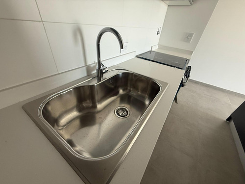 Departamento En Moreno Center