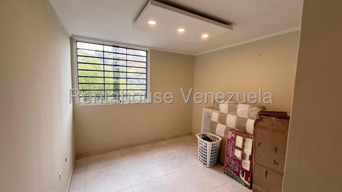 Apartamento En Venta Colinas De La Tahona Mls #25-17848