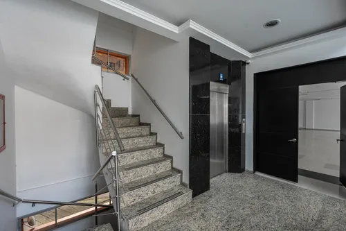 Edificio En Arriendo/venta En Chico Norte. Cod A1094082