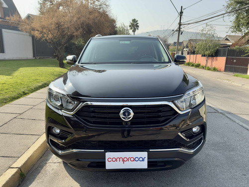 SsangYong Rexton 2.2 At 4x4 Full