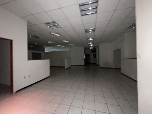 Oficinas/edificio En Renta En Colonia Anahuac