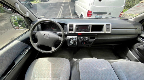 Imagen 14 de 15 de Toyota Hiace 2019 2.7 Bus 15 Pas Mt