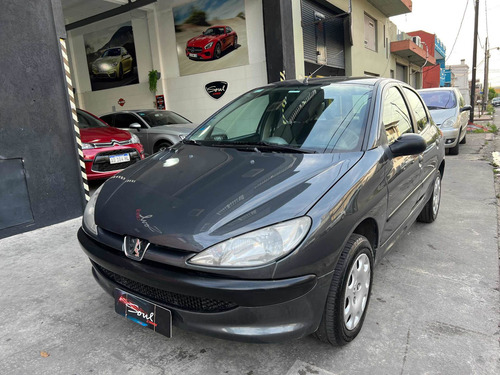 Imagen 2 de 14 de Peugeot 206 2012 1.4 Allure 75cv