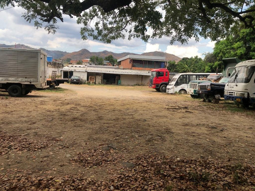 Terreno En La Candelaria Valencia. Estado Carabobo.    Plt-224