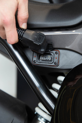Imagen 9 de 18 de Moto Eléctrica Super Soco Ts Hunter 2500w Concesionario Of