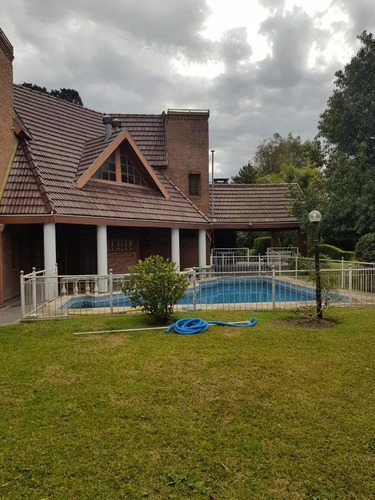 Casa Unica En Country Las Lajas