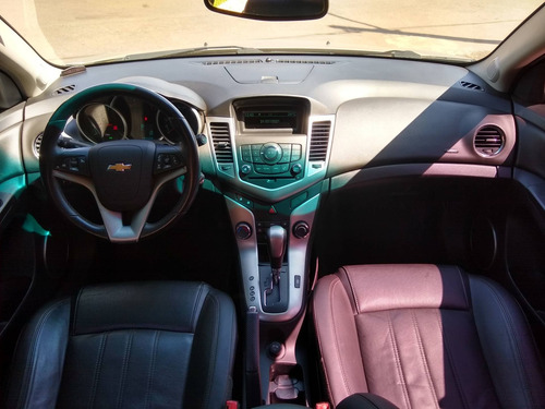 Imagem 7 de 8 de Chevrolet Cruze 1.8 Lt 16v Flex 4p Automático