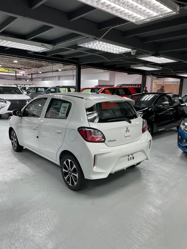 Imagen 9 de 9 de Mitsubishi Mirage 2023