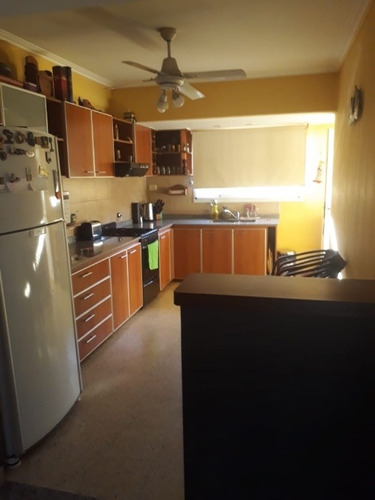 Imagen 6 de 10 de Departamento Tipo Casa En Venta En Sarandi Oeste