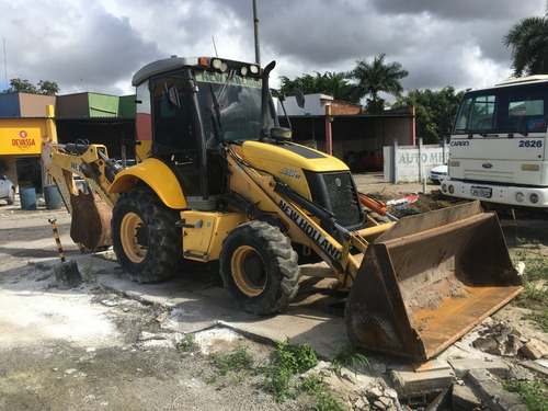 Imagem 4 de 6 de Retroescavadeira New Holland