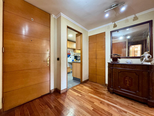4 Dormitorios Y 3 Baños + Servicio