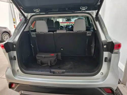 Toyota Highlander 3.5 Limited Panoramic Roof At