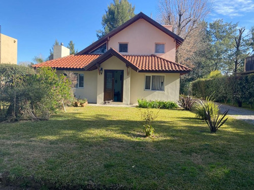 Casa En Venta En Club De Campo La Taquara Cañuelas