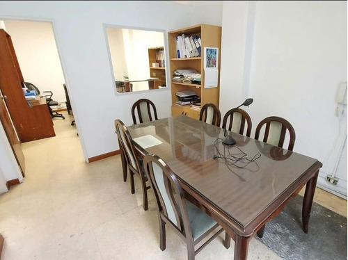 Local En Venta - 1 Depósito 3 Oficinas 2 Baños - 196mts2 - San Telmo